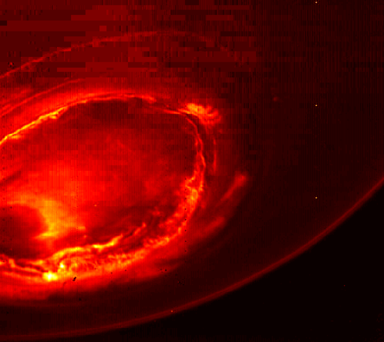 Jupiter_pia21033_jiram_aurora_d2.png