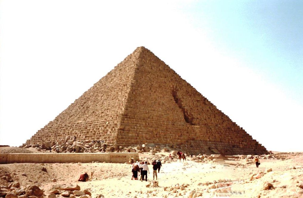 Pyramid2b.jpg